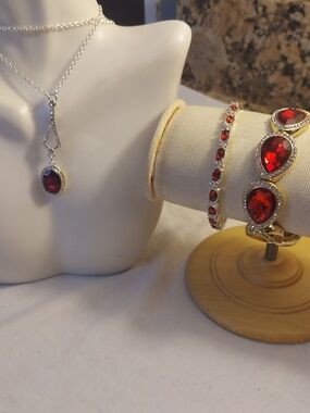 Bundle Fashion necklace and 2 bracelets.